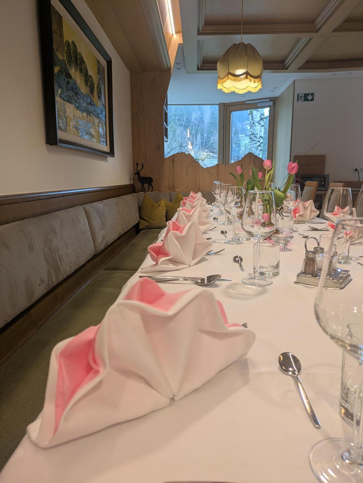 Hotel Alpenblick Sarentino Buitenkant foto